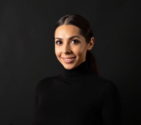 Skin Expert Jenny, Esthetician